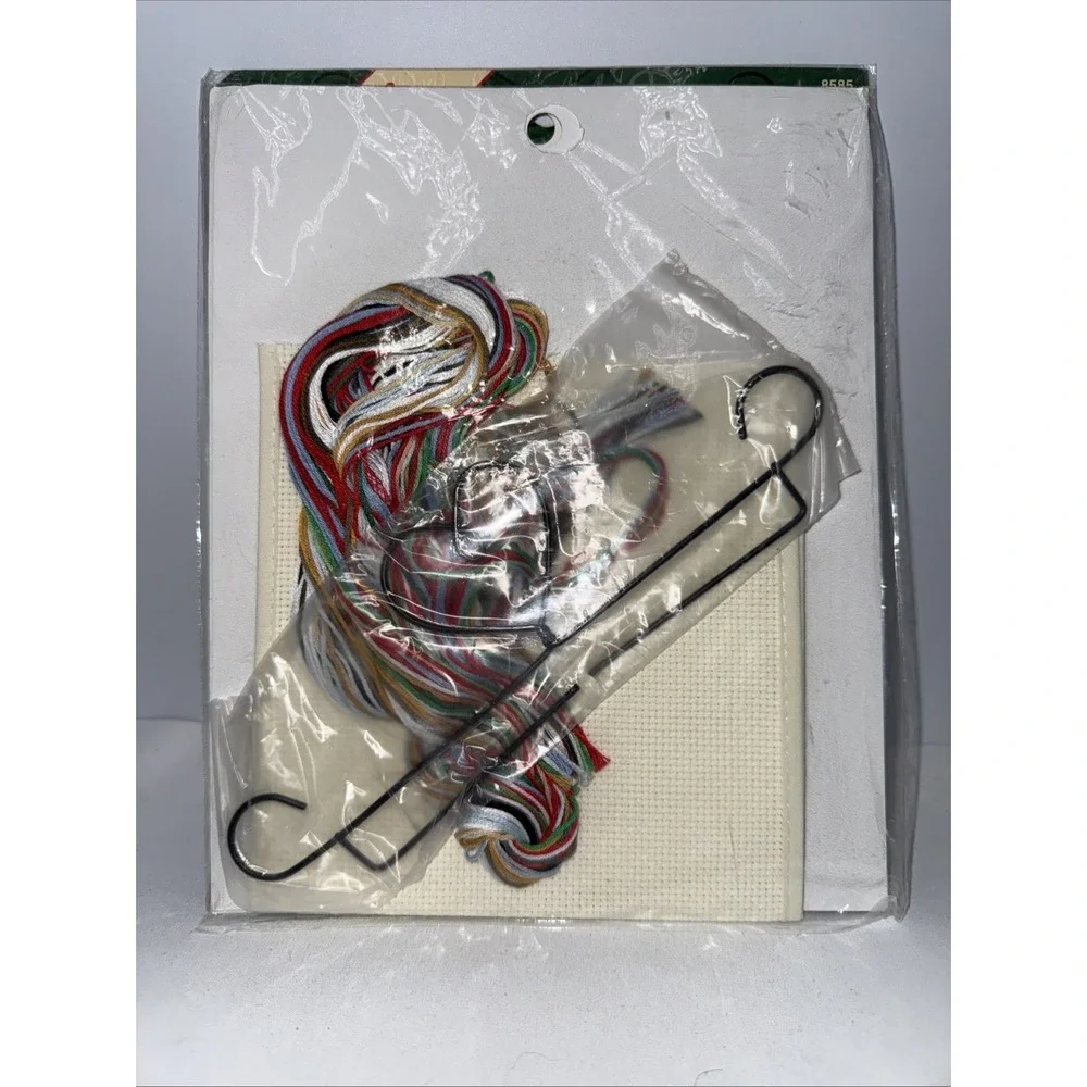 Dimensions Cross Stitch kit 